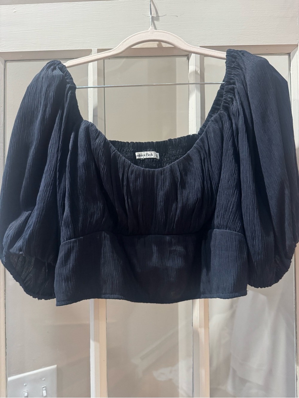 Abercrombie & Fitch Black Puff-Sleeve Cropped Top